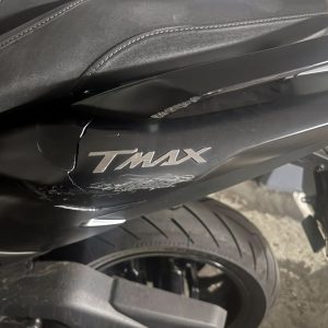 Reparación Carenado Moto Yamaha T-Max 3